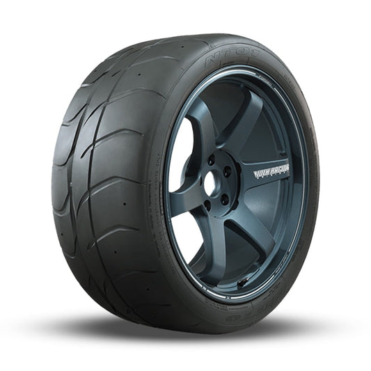 1 Nitto NT01 Competition Rad 255/40ZR17 94W Tires 371150 / 255/40/17 / 2554017