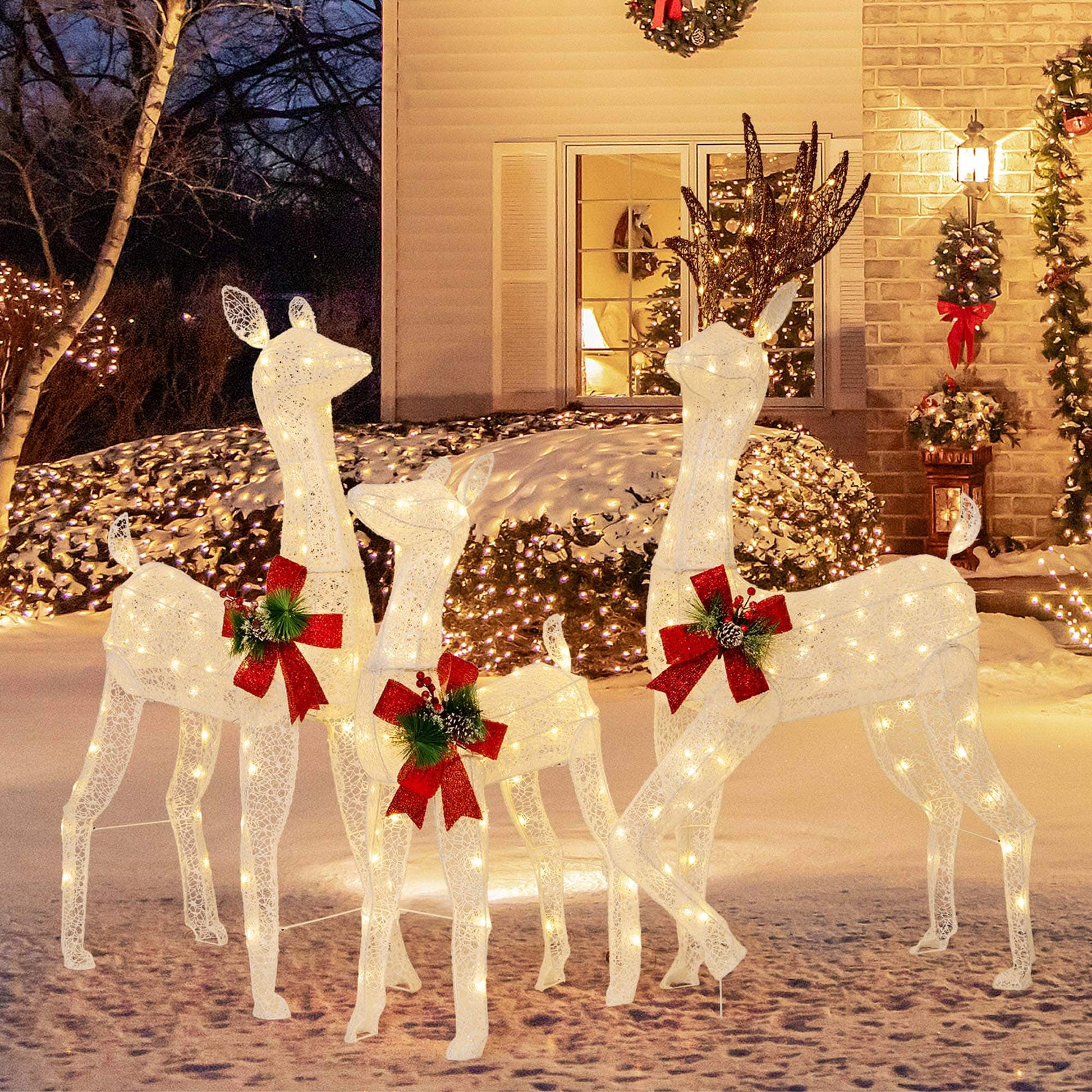 Costway 3 PCS Pre-lit Christmas Reindeer Family 3D Lighted Glitter Deer Decoration