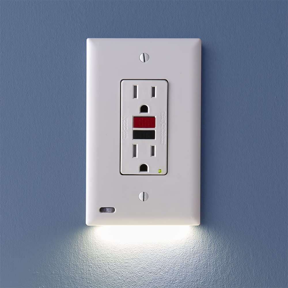 2 Pack - SnapPower GuideLight 2 for Outlets [for GFCI Outlets Only] - Night Light - Electrical Outlet Wall Plate with LED Night Lights - Automatic On/Off Sensor - (GFCI, White)