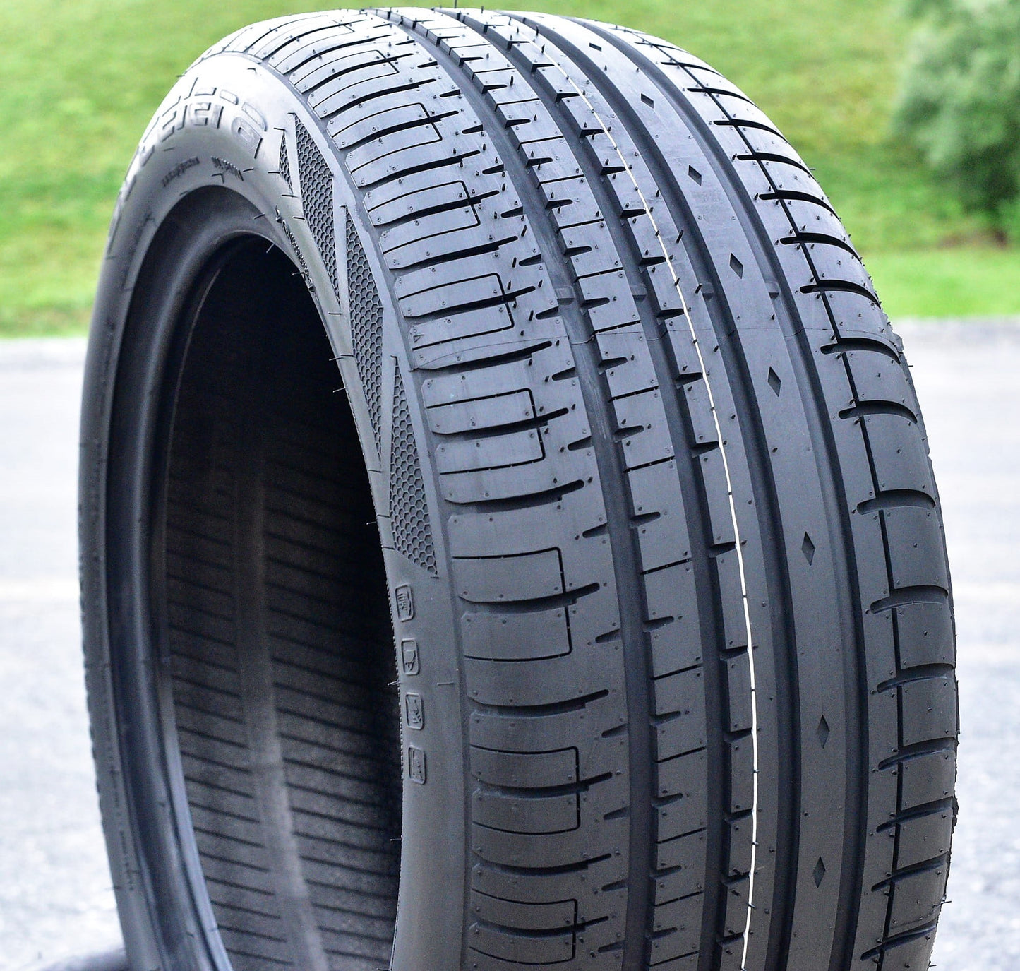 Accelera Phi-R 245/35R18 ZR 92Y XL A/S High Performance Tire