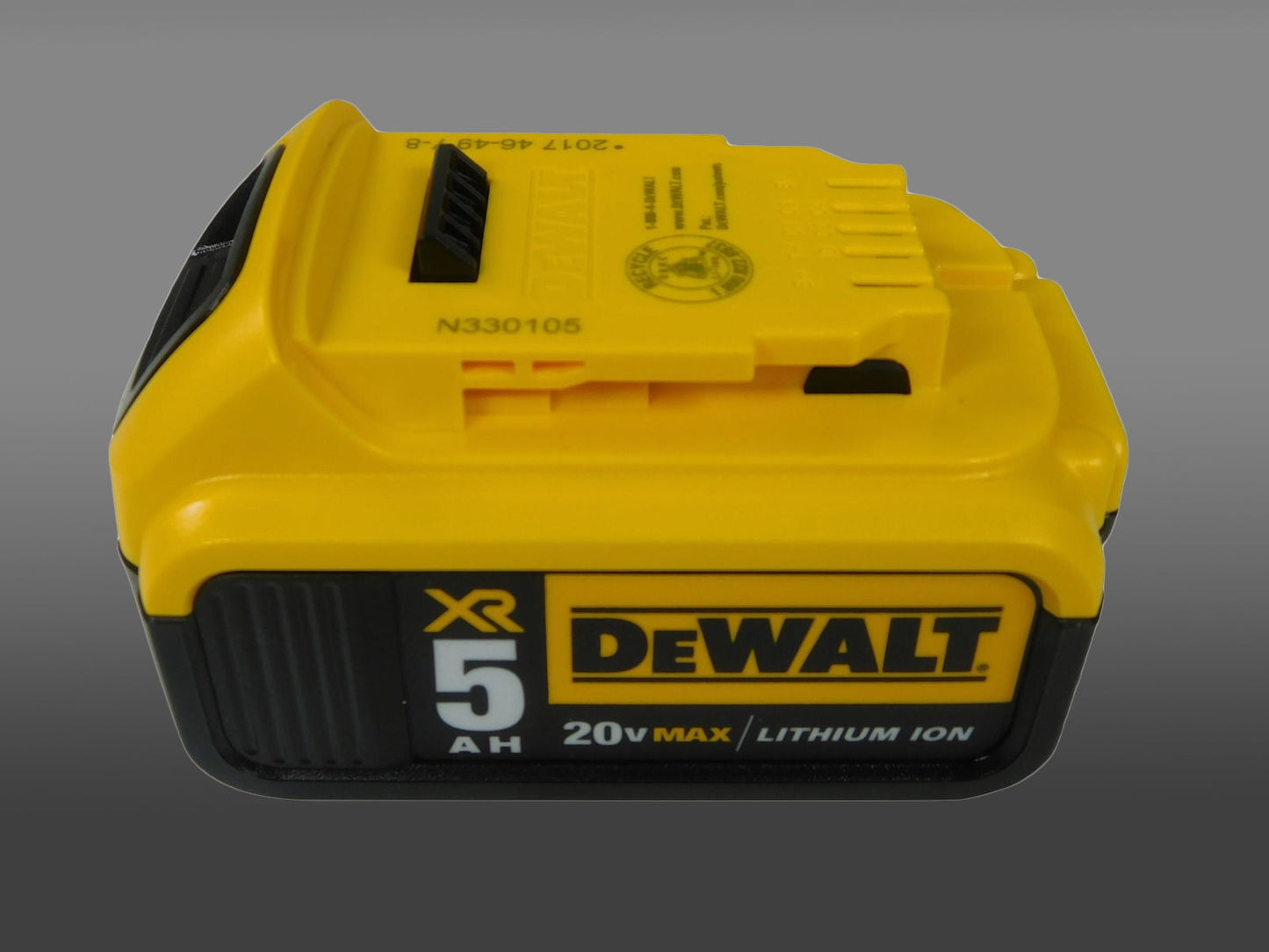 NEW DeWALT DCB205 20V MAX XR 5.0Ah Lithium Ion Battery Pack 5Ah Tool NEW SEALED