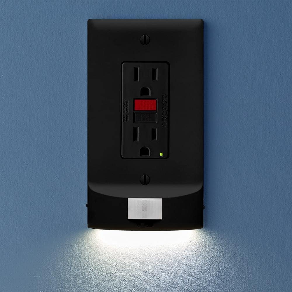 Single, SnapPower MotionLight [FOR GFCI OUTLETS] - Motion Detecting LED Night Lights Built-In to Wall Plate - Bright/Dim/Off Options - Automatically On/Off Sensor - (Black, GFCI)