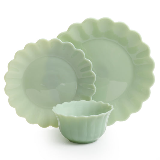 The Pioneer Woman Timeless Beauty Jade Glass 3-Piece Dinnerware Set