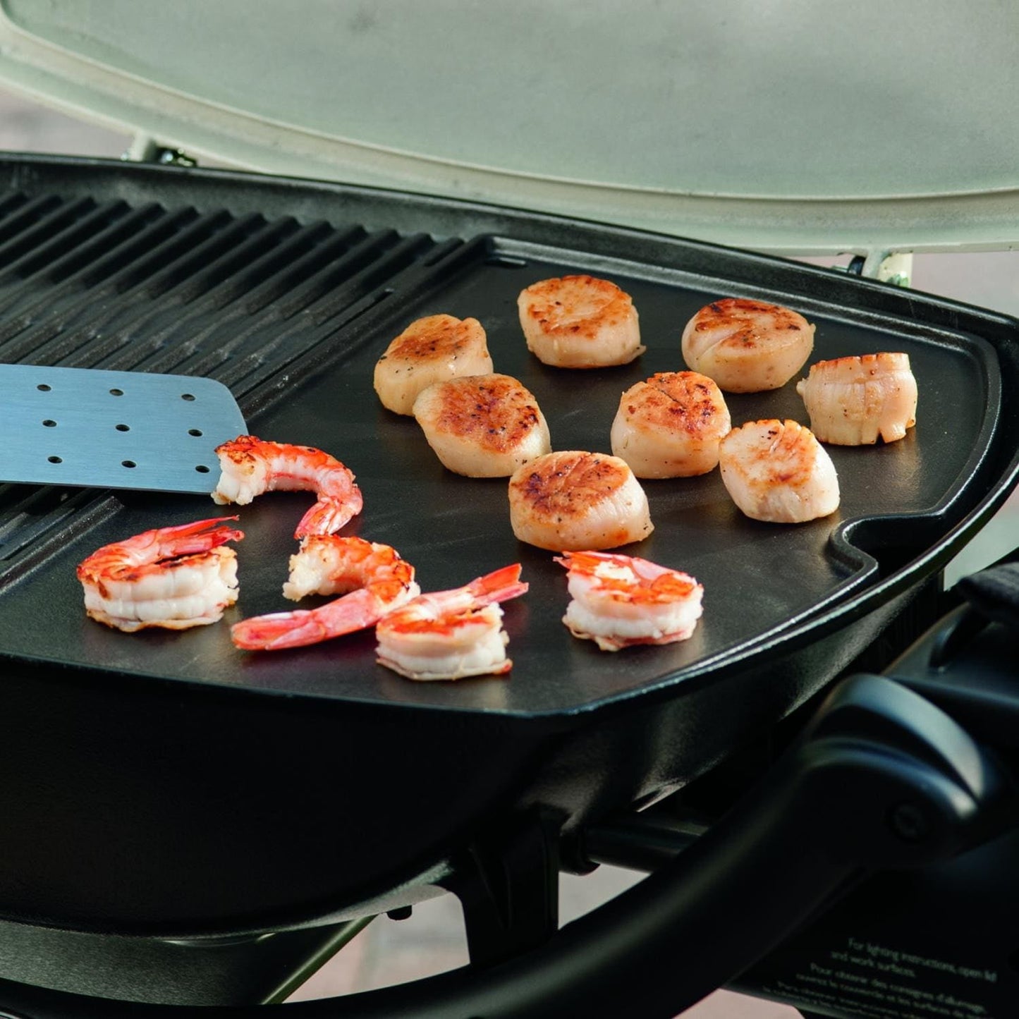 Weber 6559 Porcelain-Enameled Cast Iron BBQ Griddle For Q 200/2000 Gas Grills